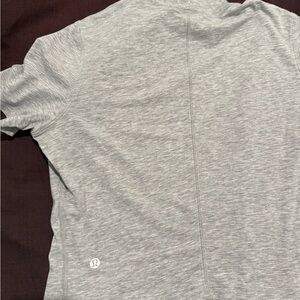 lululemon workout t-shirt